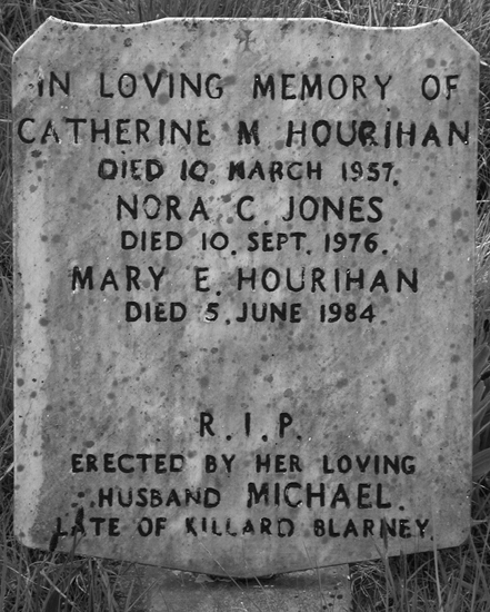 Hourihan, Catherine, Nora C. Jones, Mary E. Hourihan.jpg 173.5K